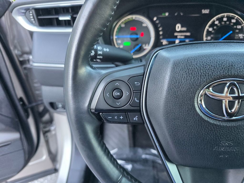 Used 2022 Toyota Venza XLE image 20