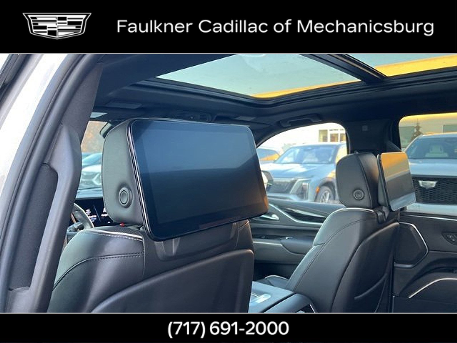 Used 2021 Cadillac Escalade ESV Sport w/ Driver Assist Tech Package image 19