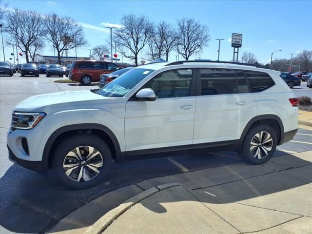New 2025 Volkswagen Atlas SE image 4