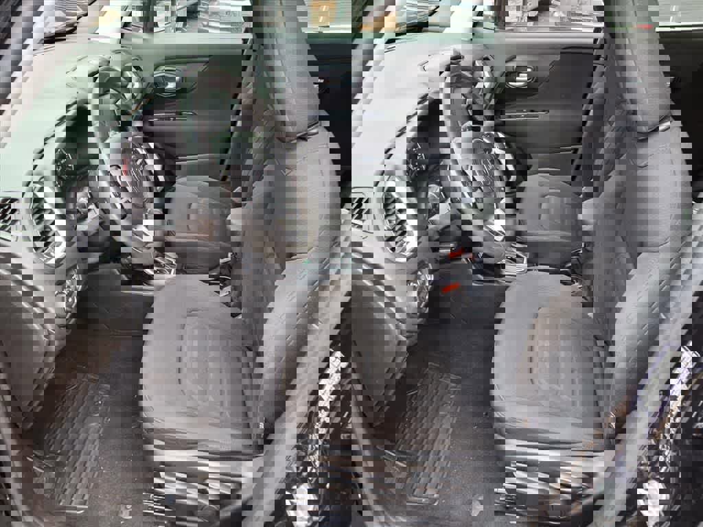 Used 2018 Jeep Renegade Latitude image 15