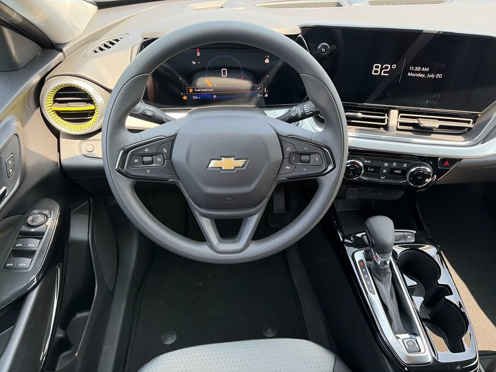 New 2026 Chevrolet Trax LT FWD image 11