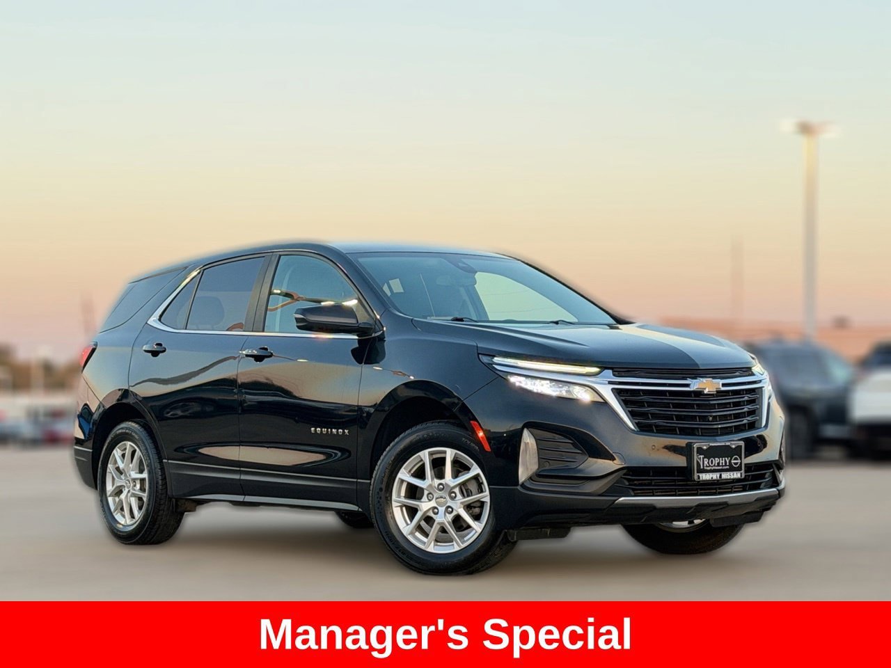 Used 2023 Chevrolet Equinox LT AWD/4WD image 2