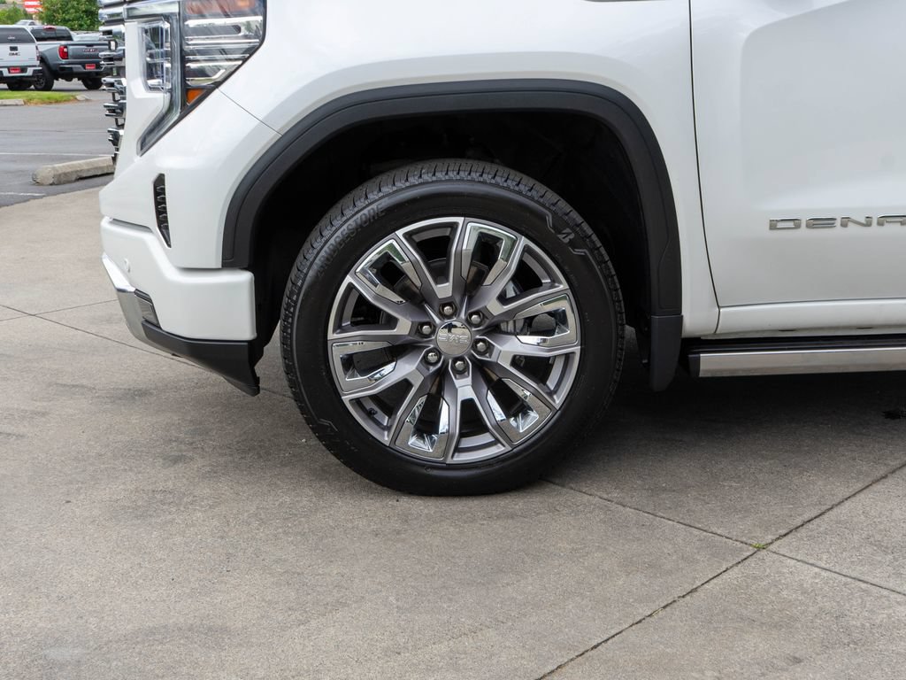 Used 2023 GMC Sierra 1500 Denali w/ Denali Reserve Package AWD/4WD image 31