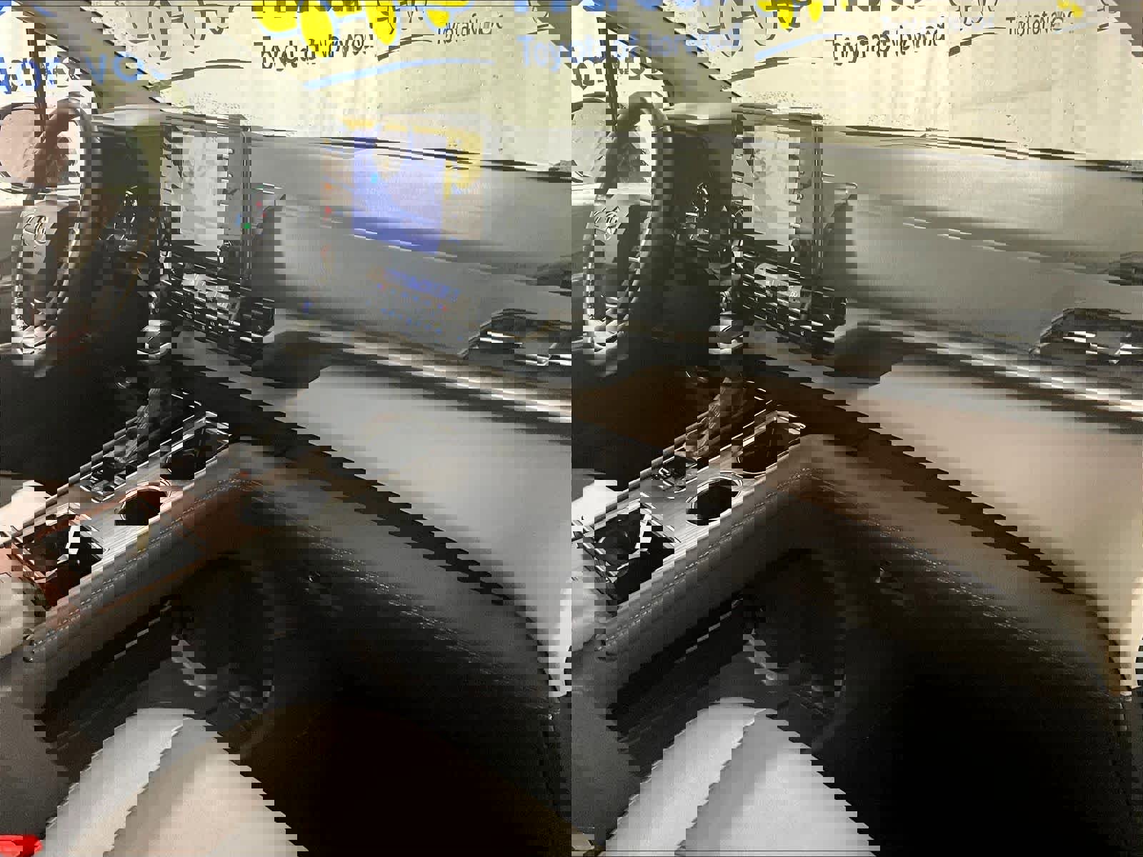 Certified 2024 Toyota Sienna XLE image 14