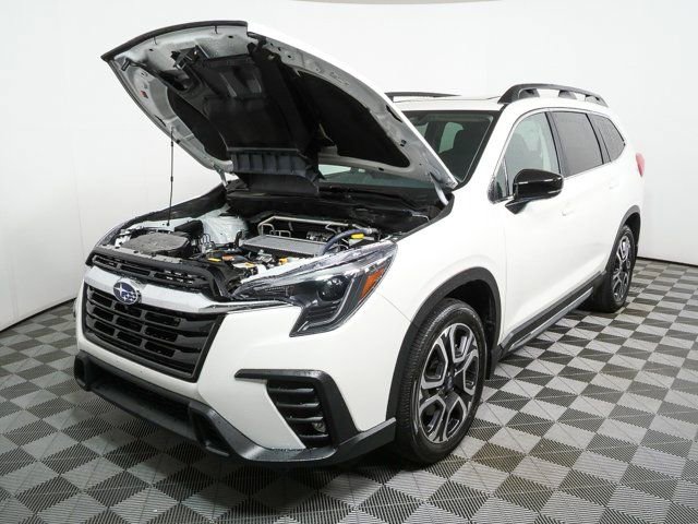 Used 2025 Subaru Ascent Limited AWD/4WD image 33