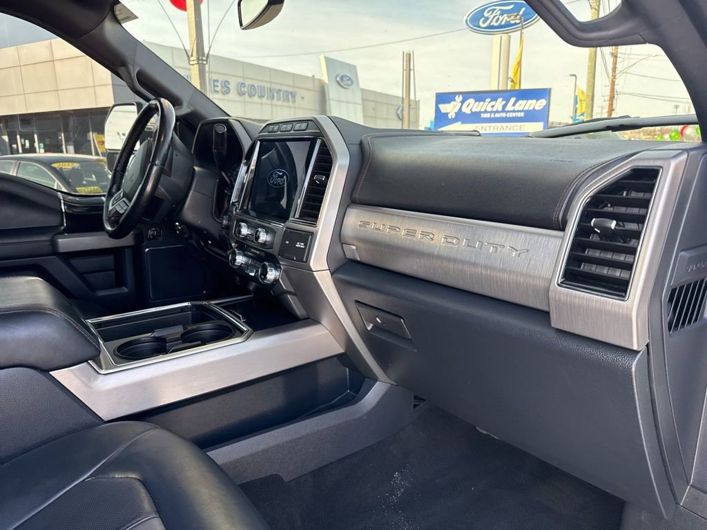 Used 2022 Ford F450 Platinum w/ FX4 Off-Road Package image 35