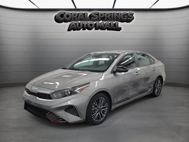 Used 2023 Kia Forte GT-Line FWD image 3