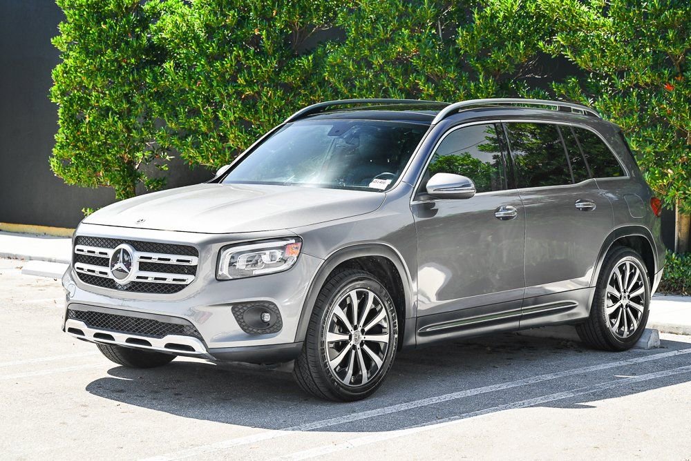 Used 2022 Mercedes-Benz GLB 250 image 1