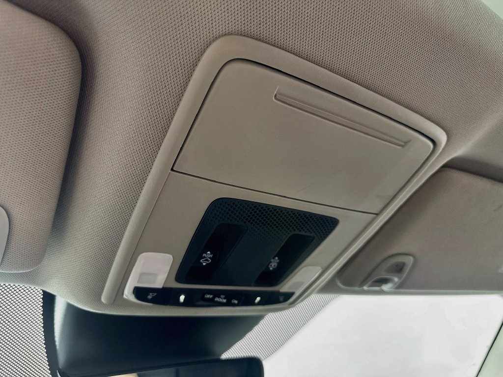 Used 2023 Honda Pilot Touring image 38