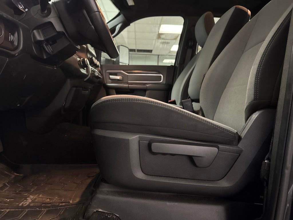 Used 2021 RAM 2500 Big Horn AWD/4WD image 8