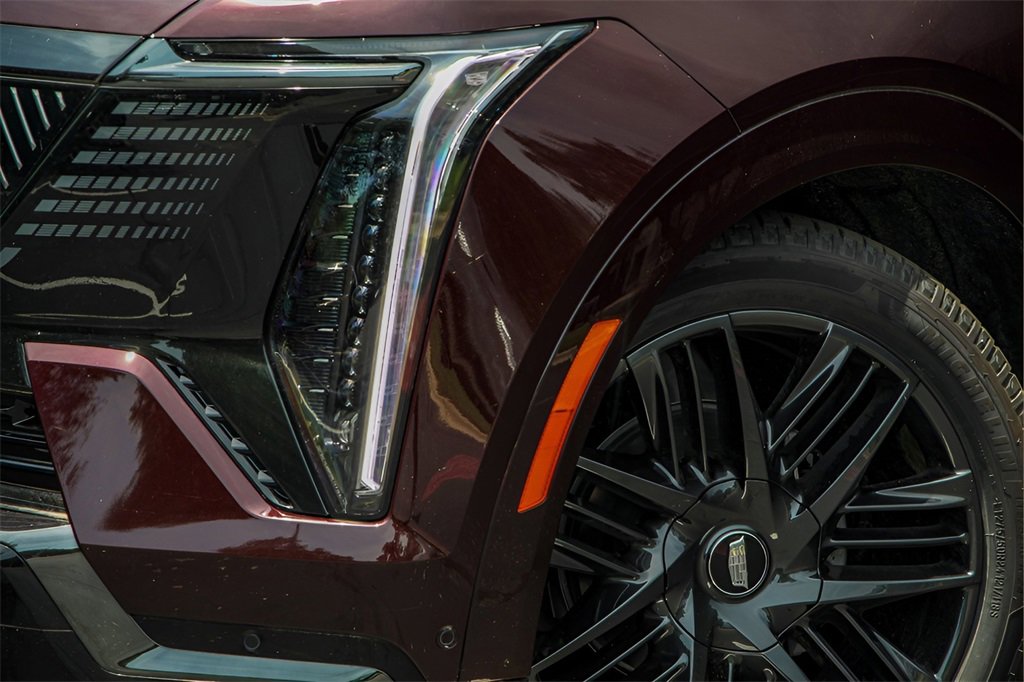 New 2025 Cadillac Escalade IQ Sport 2 w/ LPO, ONYX Package image 23