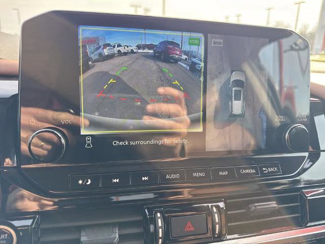 Certified 2023 Nissan Pathfinder Platinum image 16