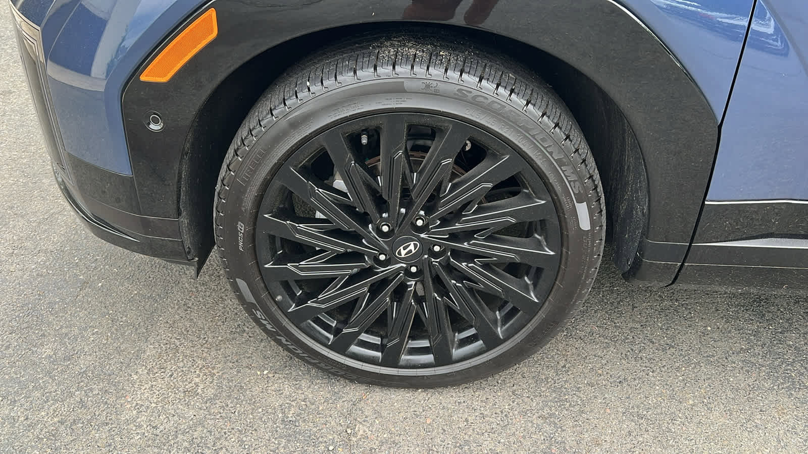 Used 2025 Hyundai Santa Fe Calligraphy image 10