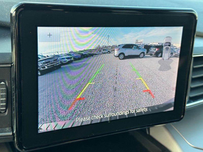 Used 2023 Ford Explorer XLT w/ Equipment Group 202A image 21