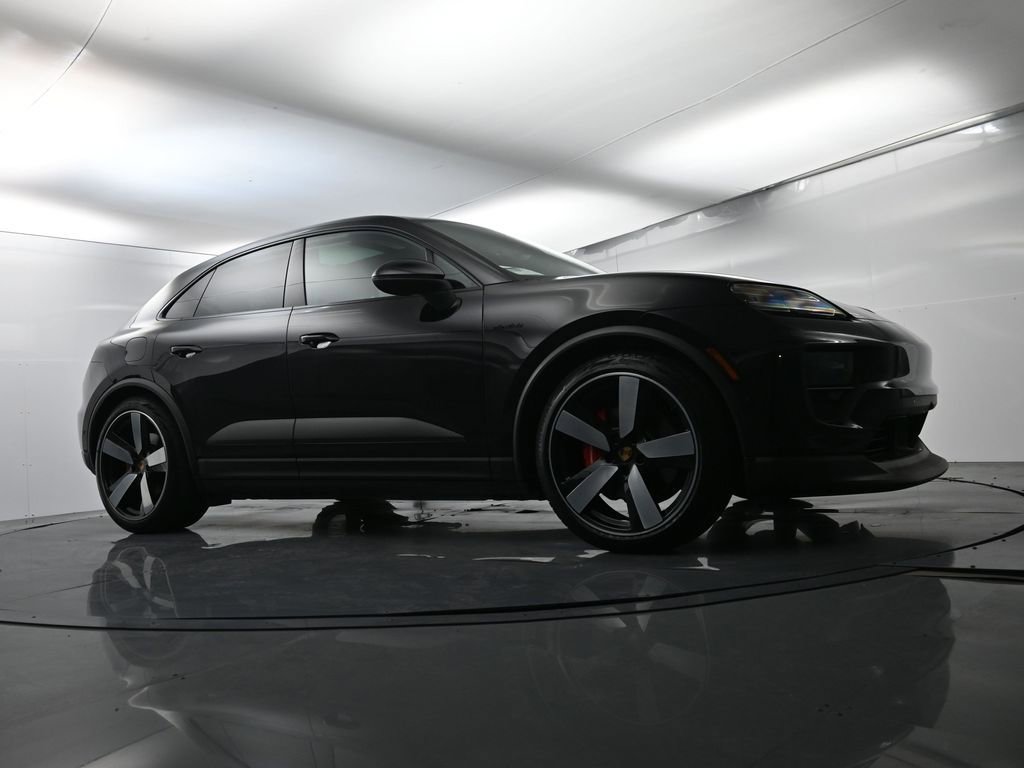 Certified 2025 Porsche Macan 4S Electric image 56