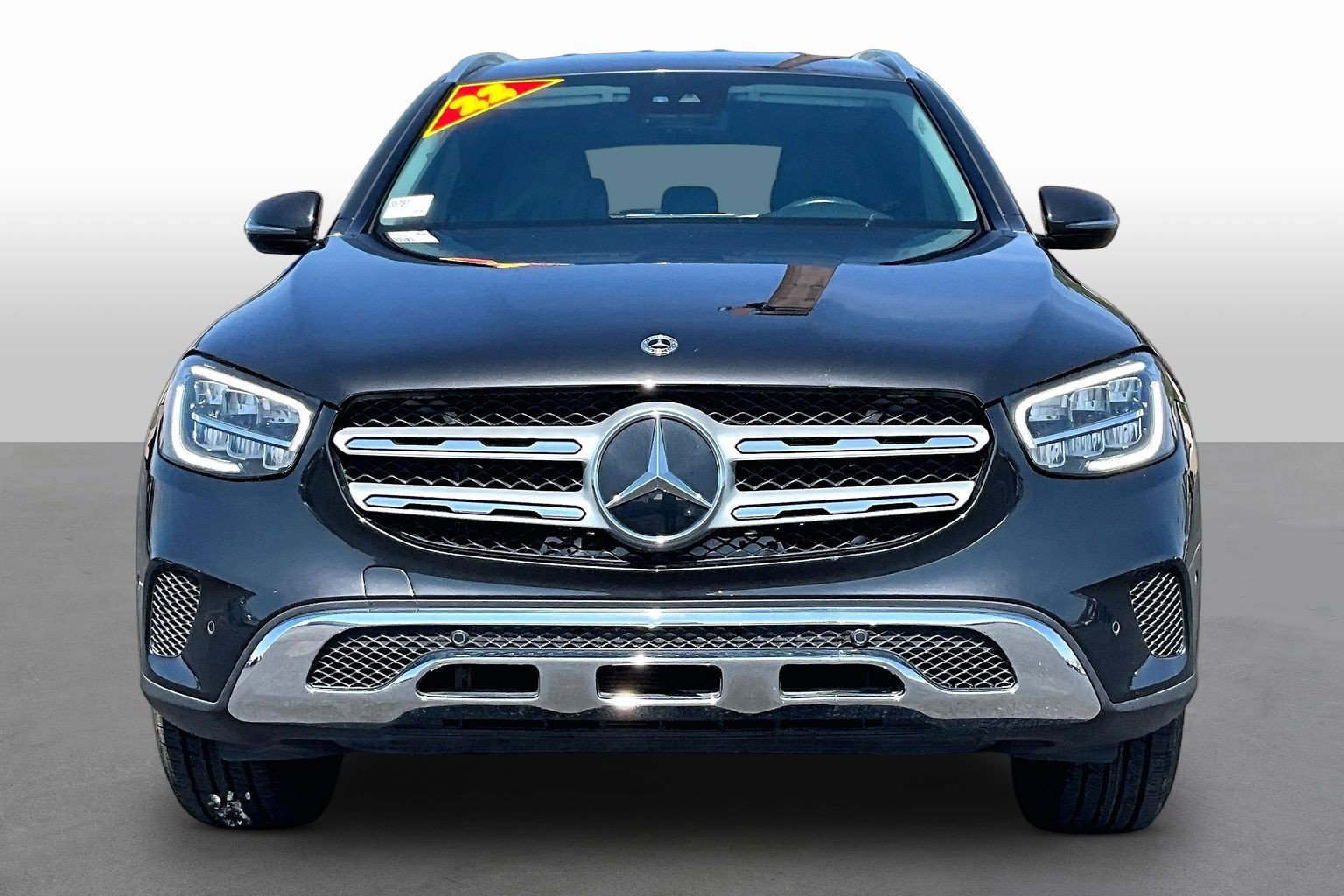 Used 2022 Mercedes-Benz GLC 300 image 2