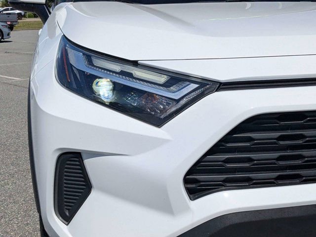 Used 2024 Toyota RAV4 XLE w/ Convenience Package FWD image 10