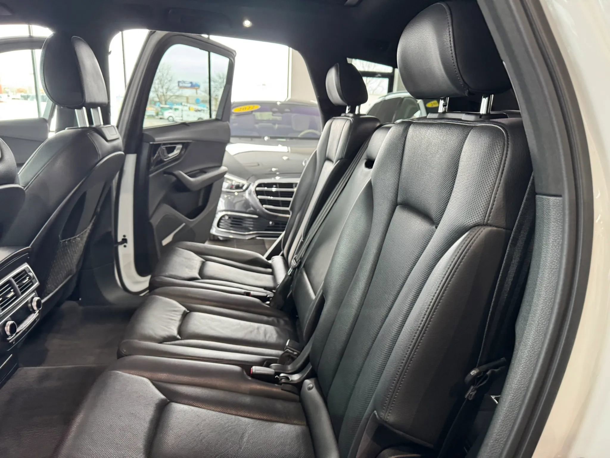 Used 2017 Audi Q7 3.0T Prestige AWD/4WD image 19