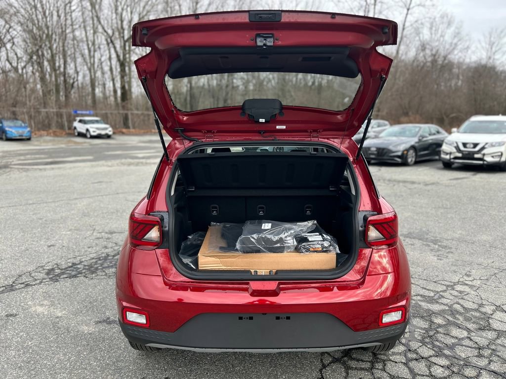 New 2025 Hyundai Venue Limited image 12