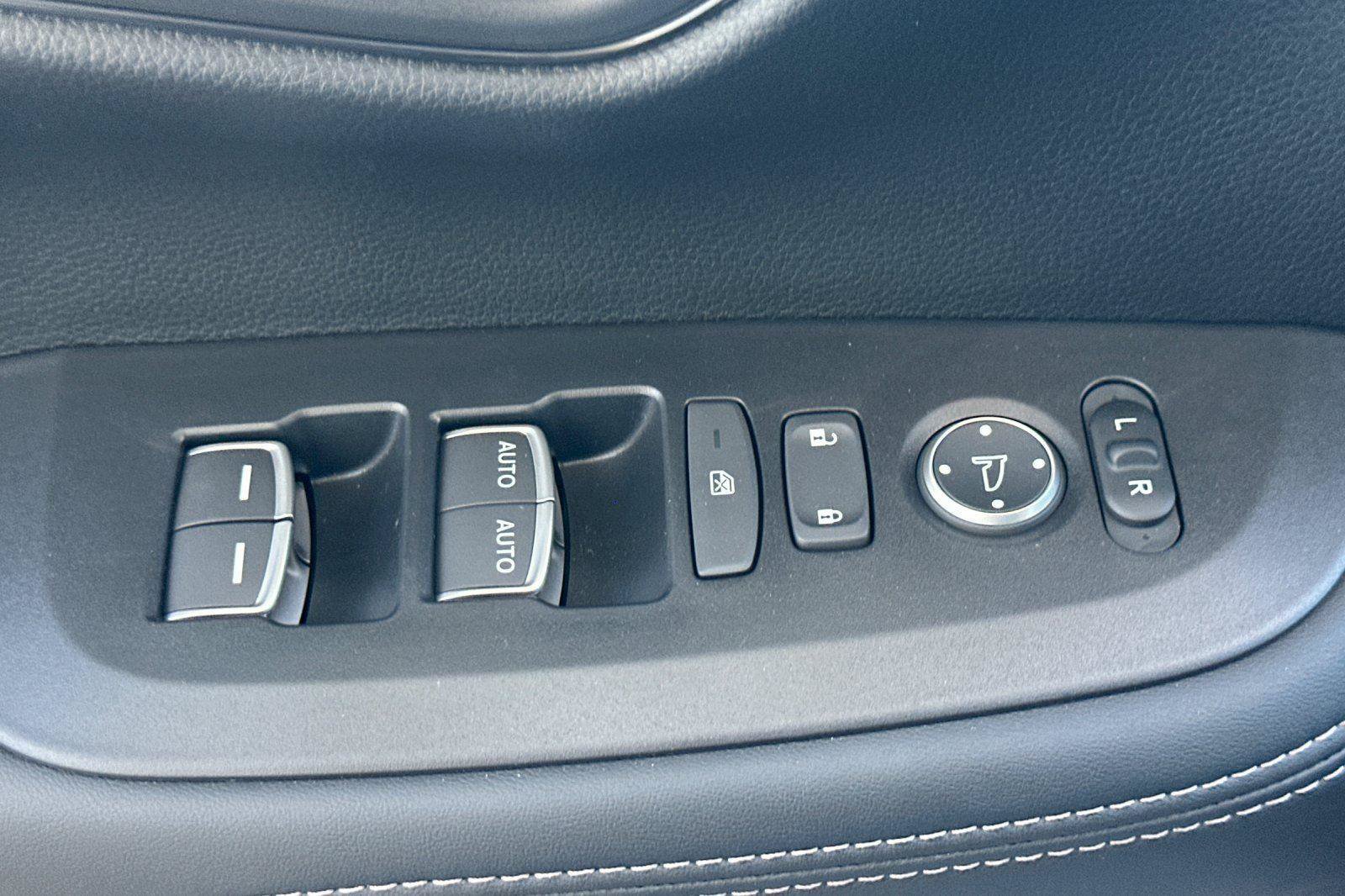 New 2027 Honda HR-V EX-L image 11
