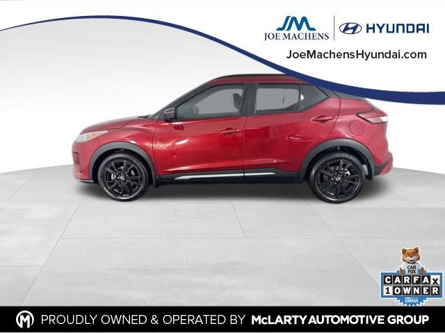 Used 2023 Nissan Kicks SR w/ SR Premium Package image 2