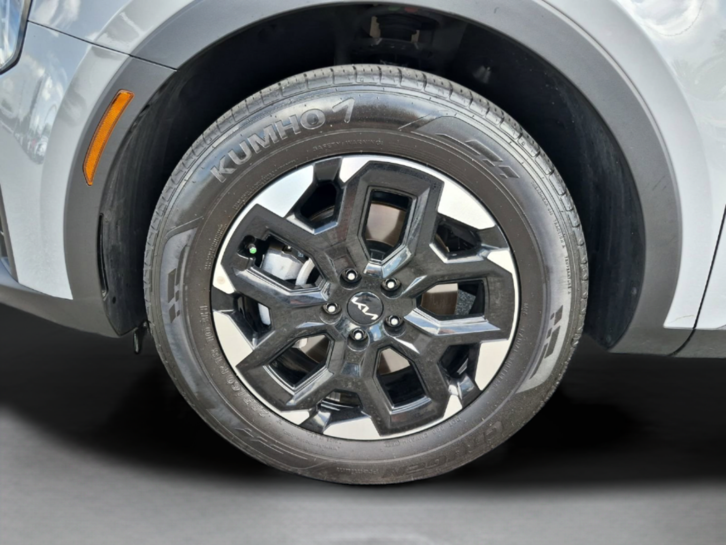 Used 2025 Kia Sorento S FWD image 34
