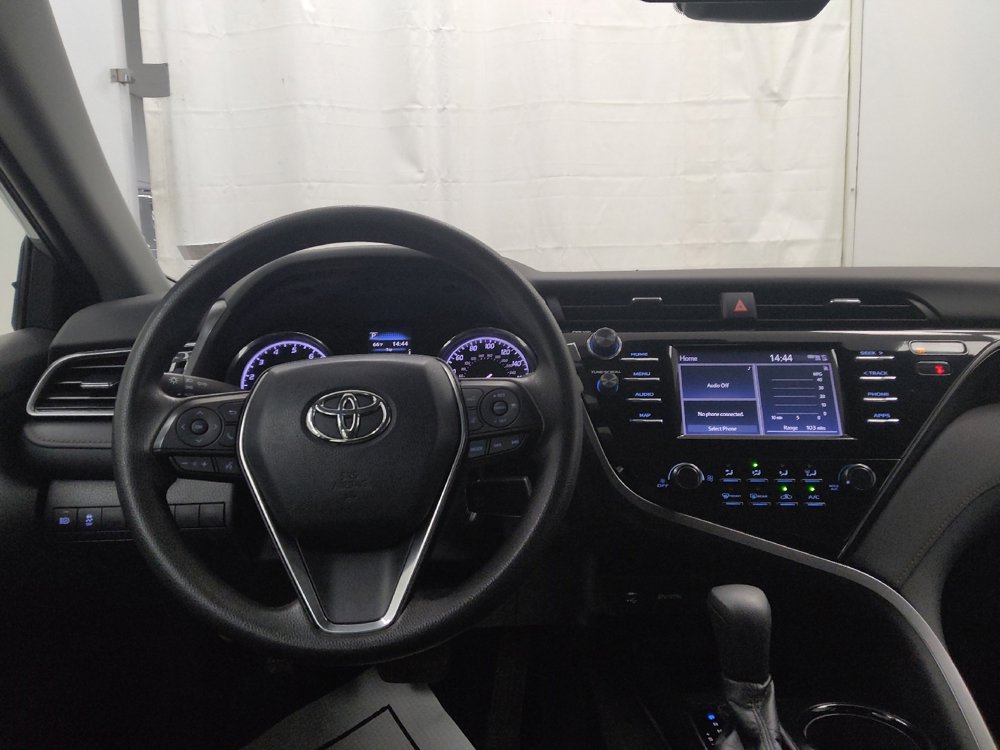 Used 2019 Toyota Camry LE image 22