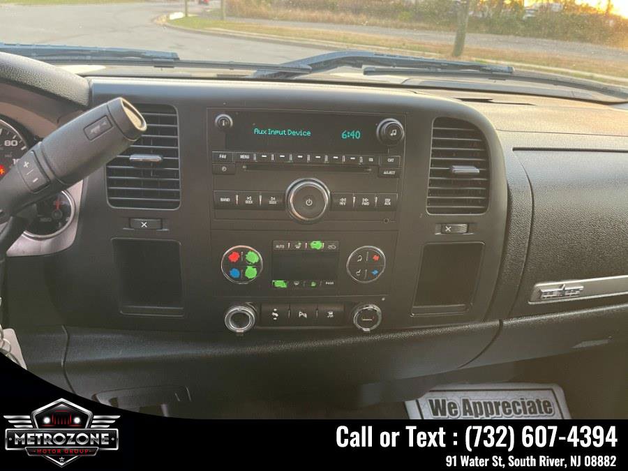 Used 2011 Chevrolet Silverado 1500 LT w/ Texas Edition RWD image 26
