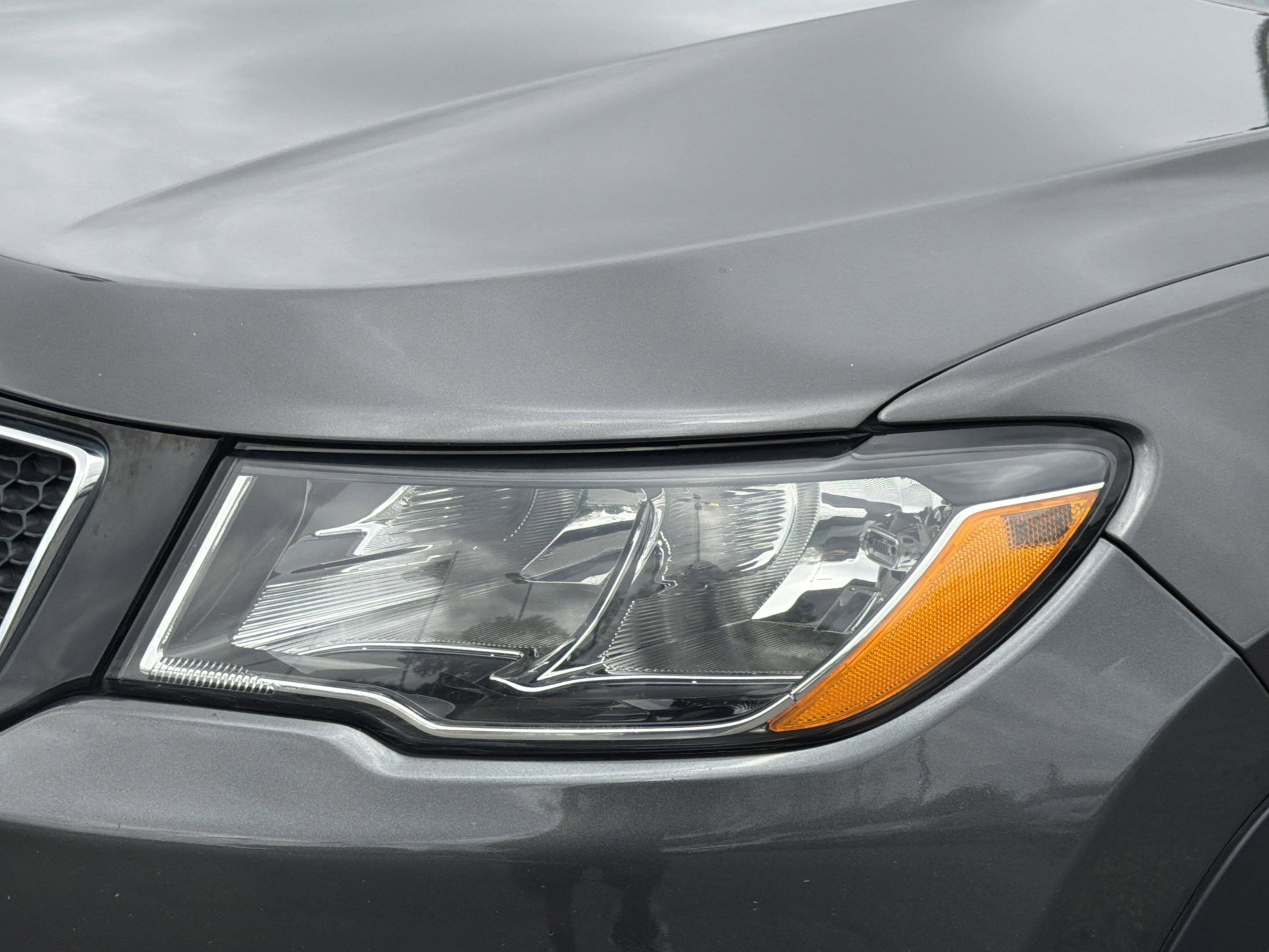 Used 2019 Jeep Compass Limited image 11