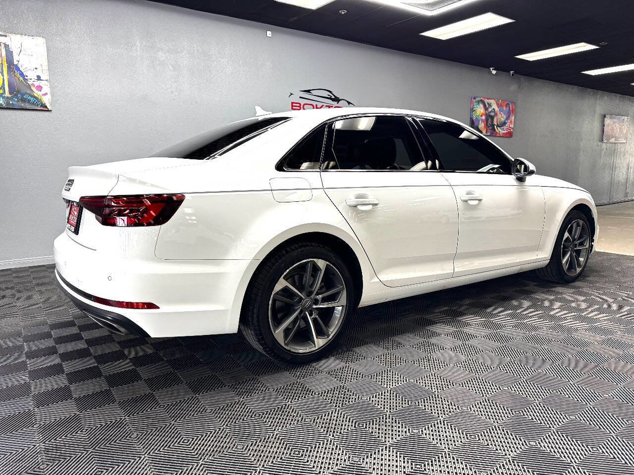 Used 2019 Audi A4 2.0T Premium image 13