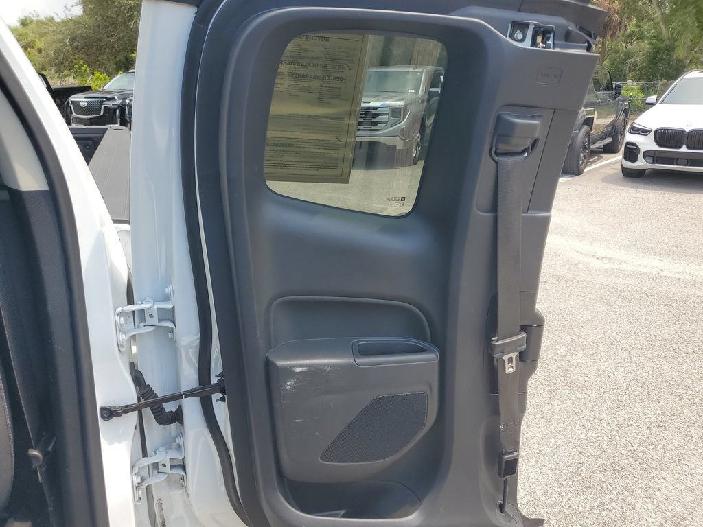 Used 2021 Chevrolet Colorado LT RWD image 13