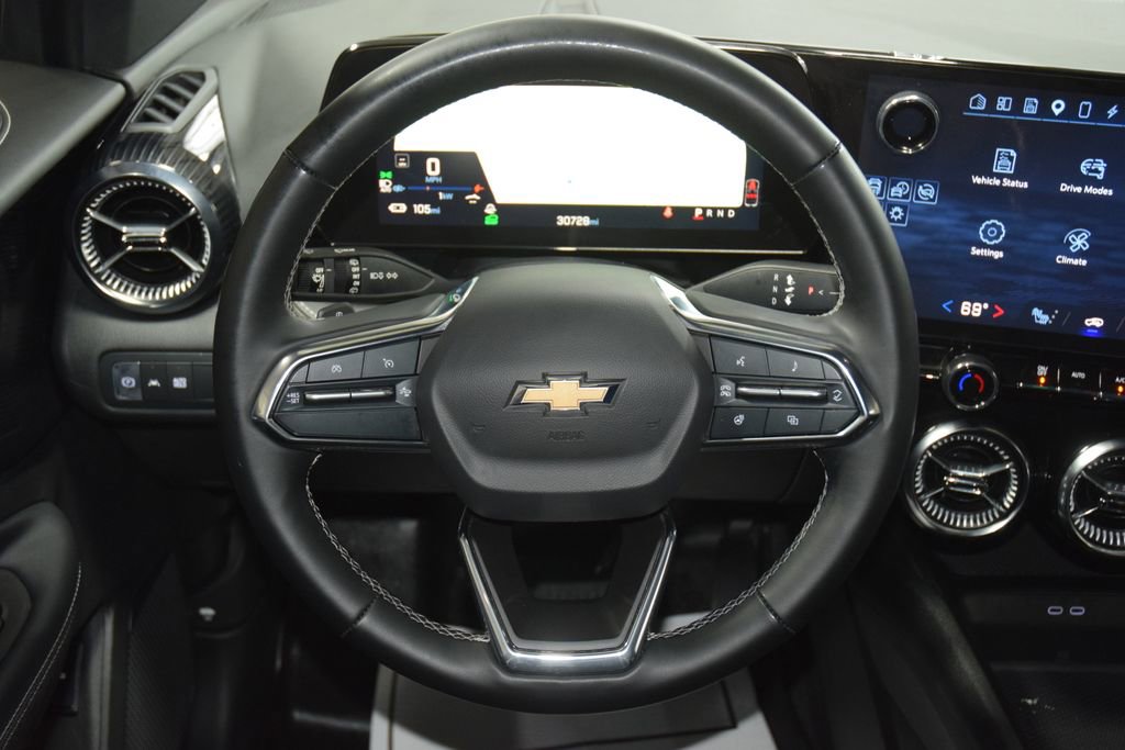 Used 2024 Chevrolet Blazer EV LT image 32