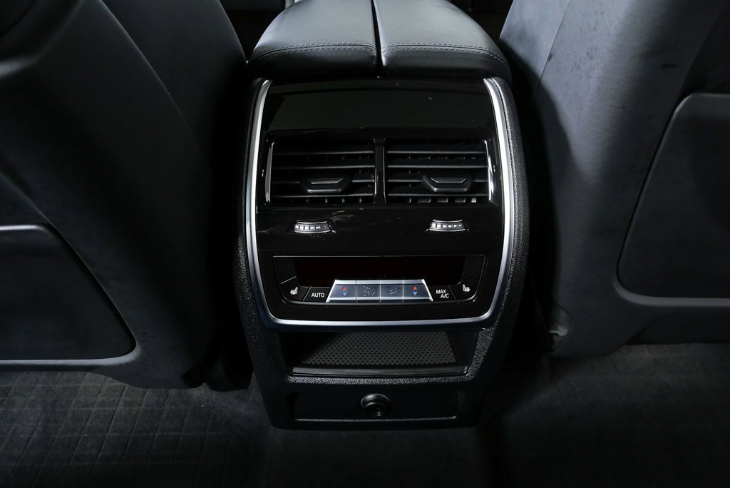 Used 2023 BMW X5 M w/ Competition Package image 19