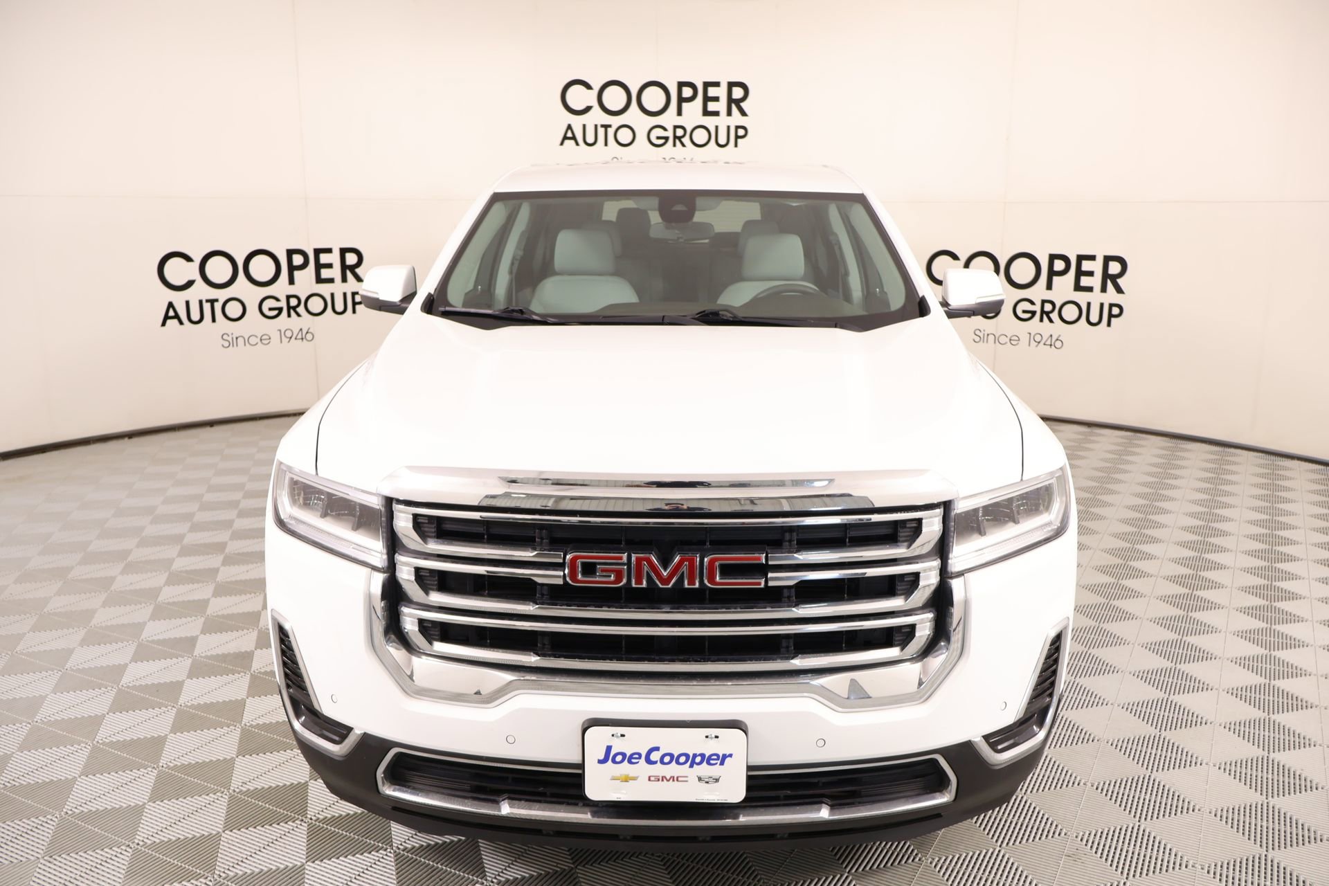 Used 2023 GMC Acadia SLE AWD/4WD image 9