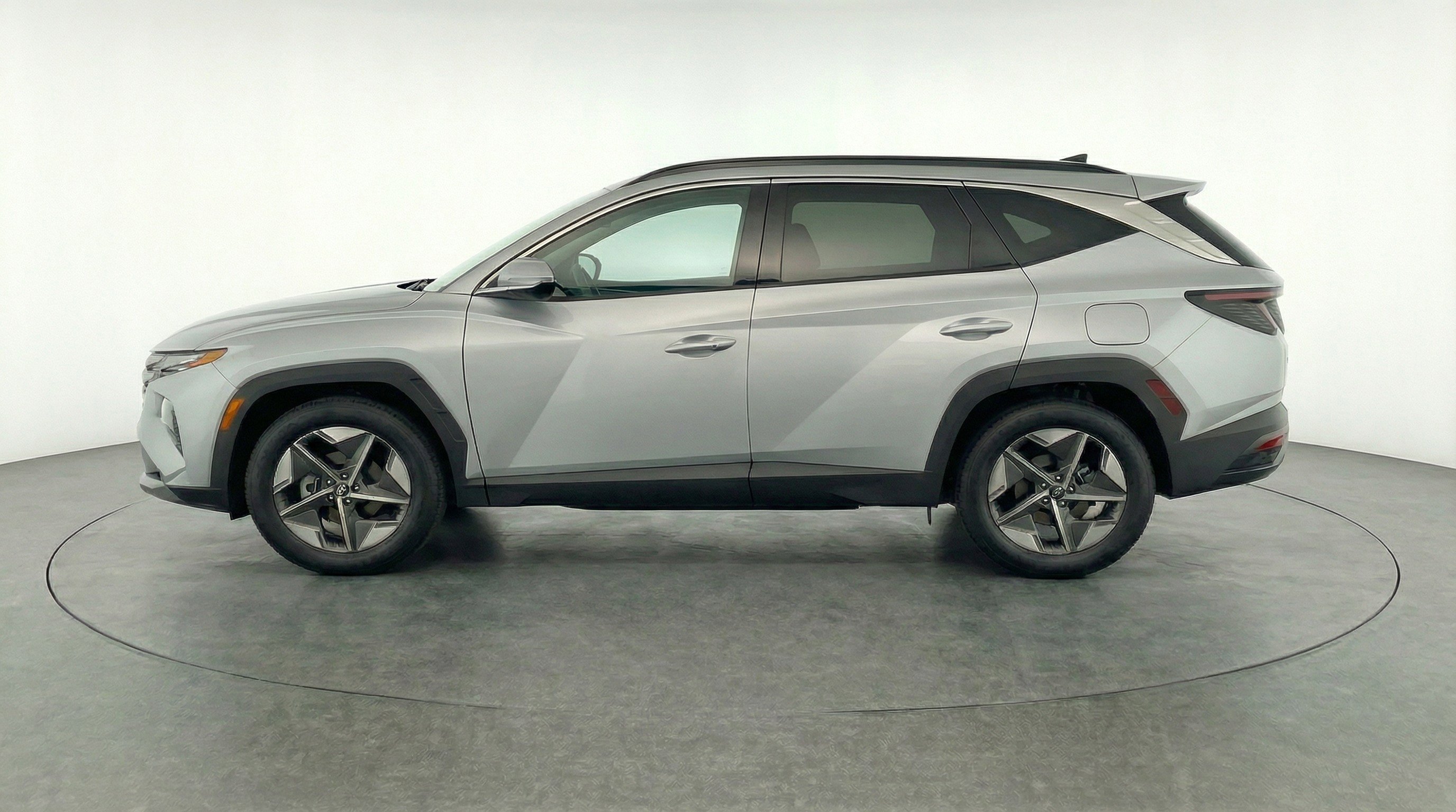 Used 2025 Hyundai Tucson SEL FWD image 5