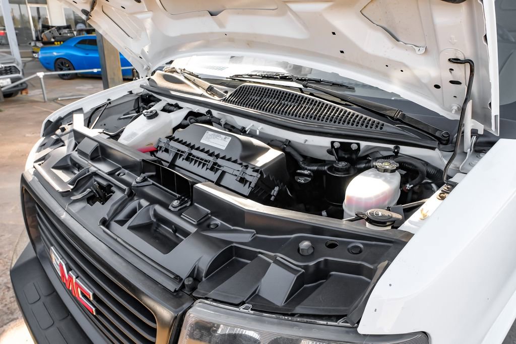 Used 2021 GMC Savana 3500 Extended w/ Power Convenience Package image 32