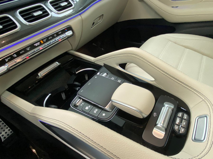 Used 2023 Mercedes-Benz GLS 450 4MATIC image 29