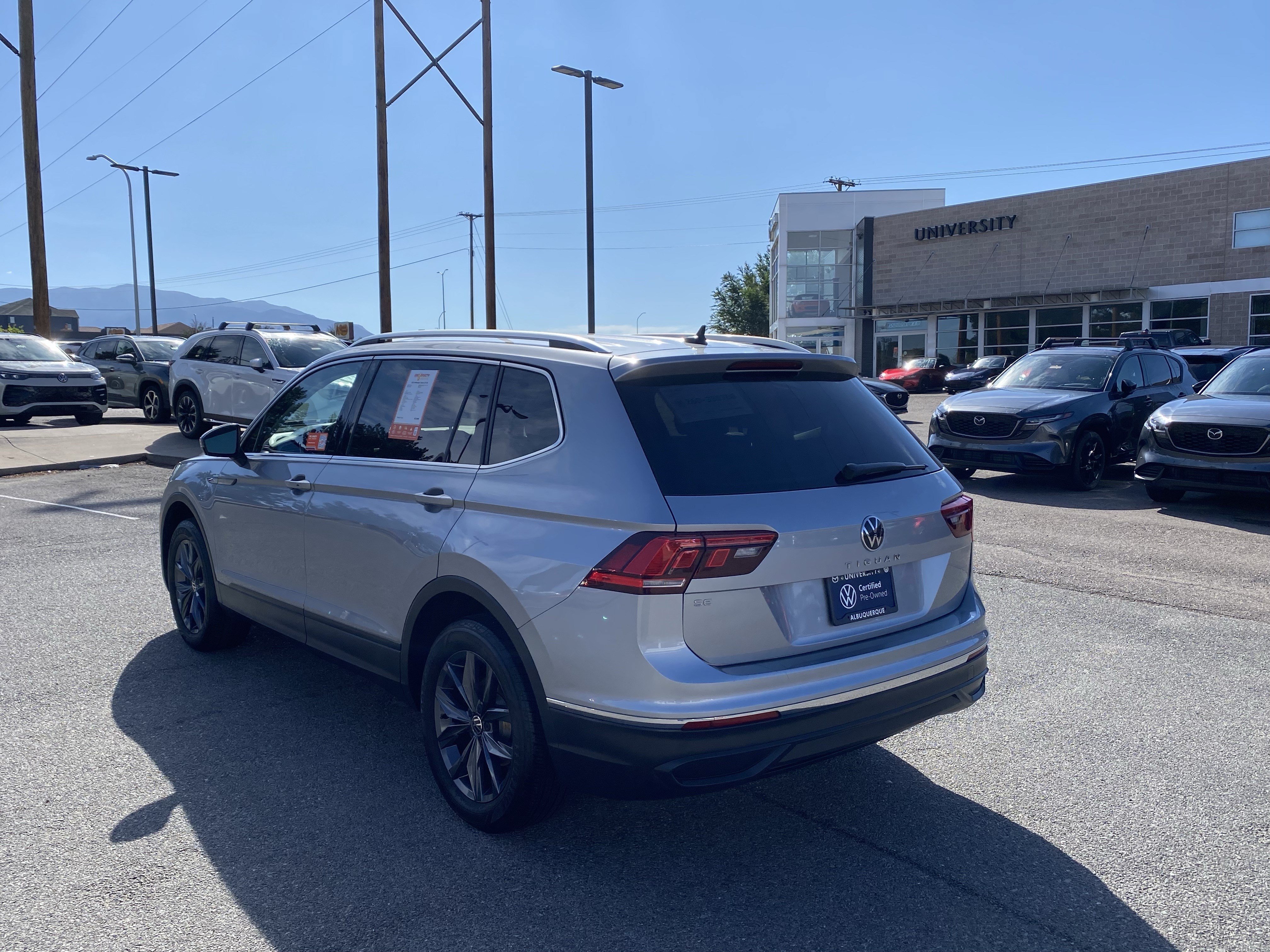 Certified 2023 Volkswagen Tiguan SE FWD image 51