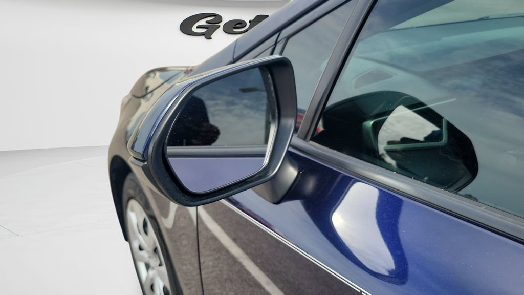 Used 2023 Toyota Corolla LE FWD image 25