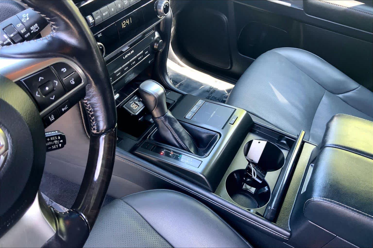 Used 2022 Lexus GX 460 Premium w/ Premium Plus Package AWD/4WD image 17