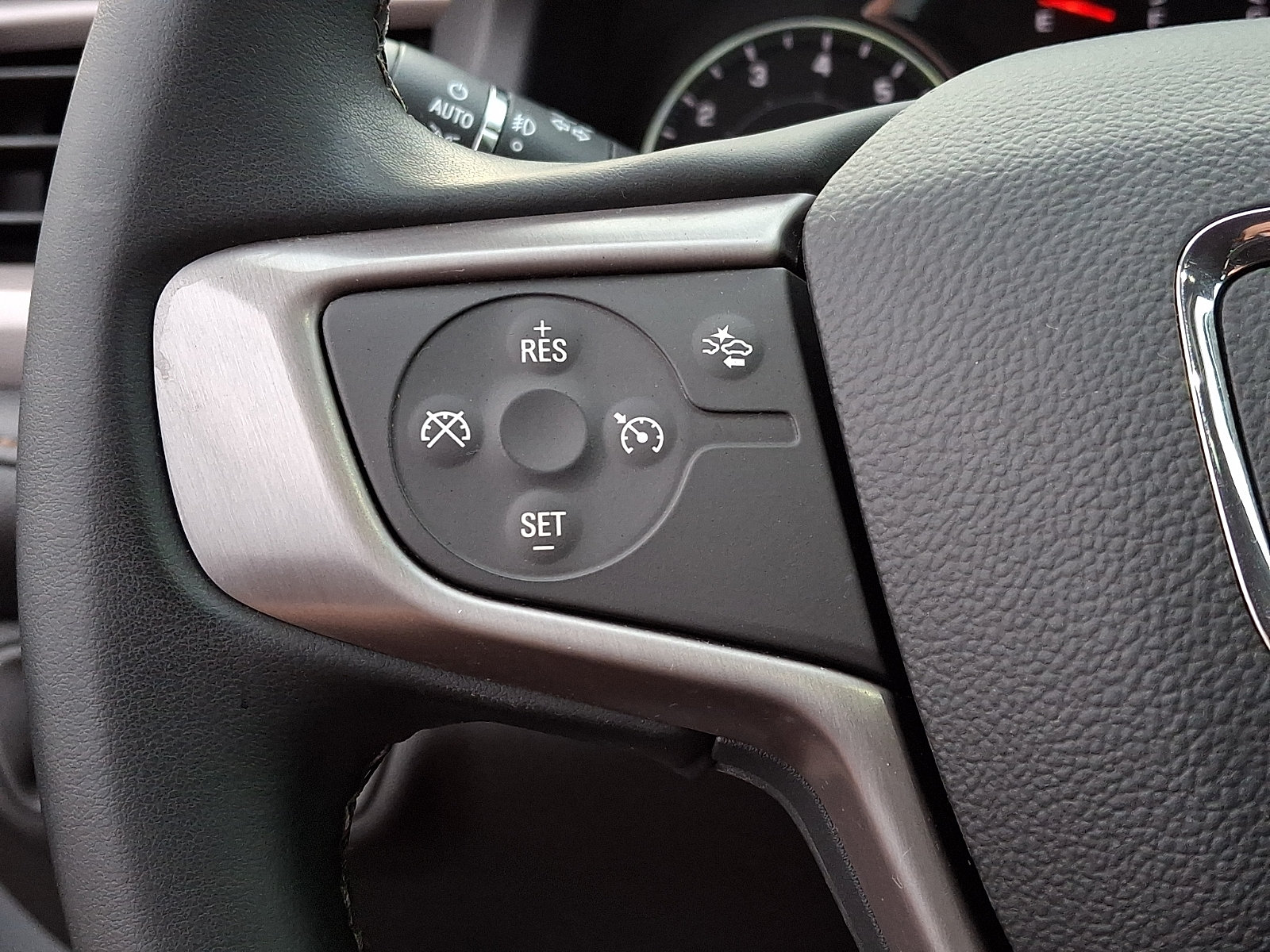 Used 2023 GMC Acadia AT4 AWD/4WD image 23