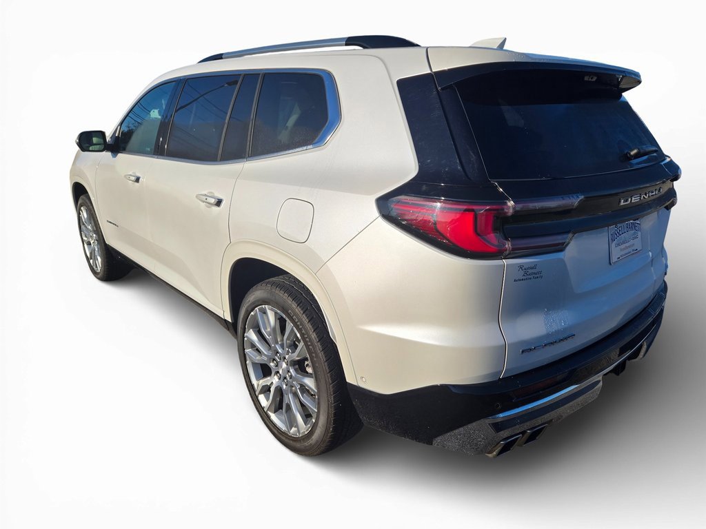 Used 2024 GMC Acadia Denali w/ Super Cruise Package image 3