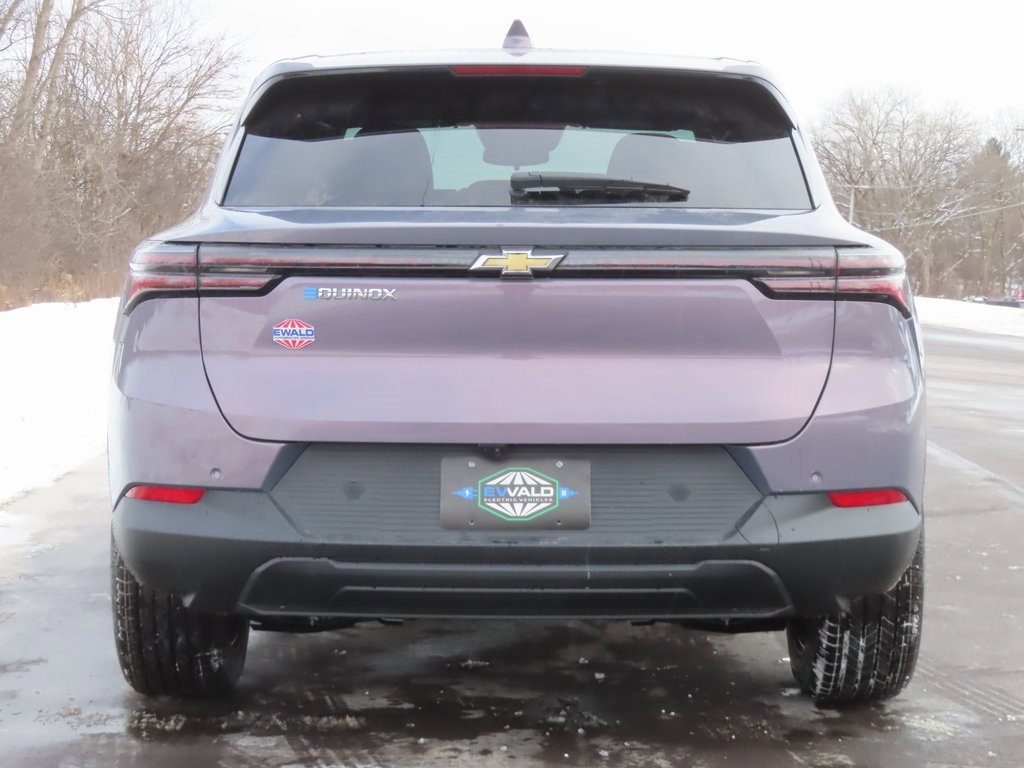 New 2026 Chevrolet Equinox EV LT image 16