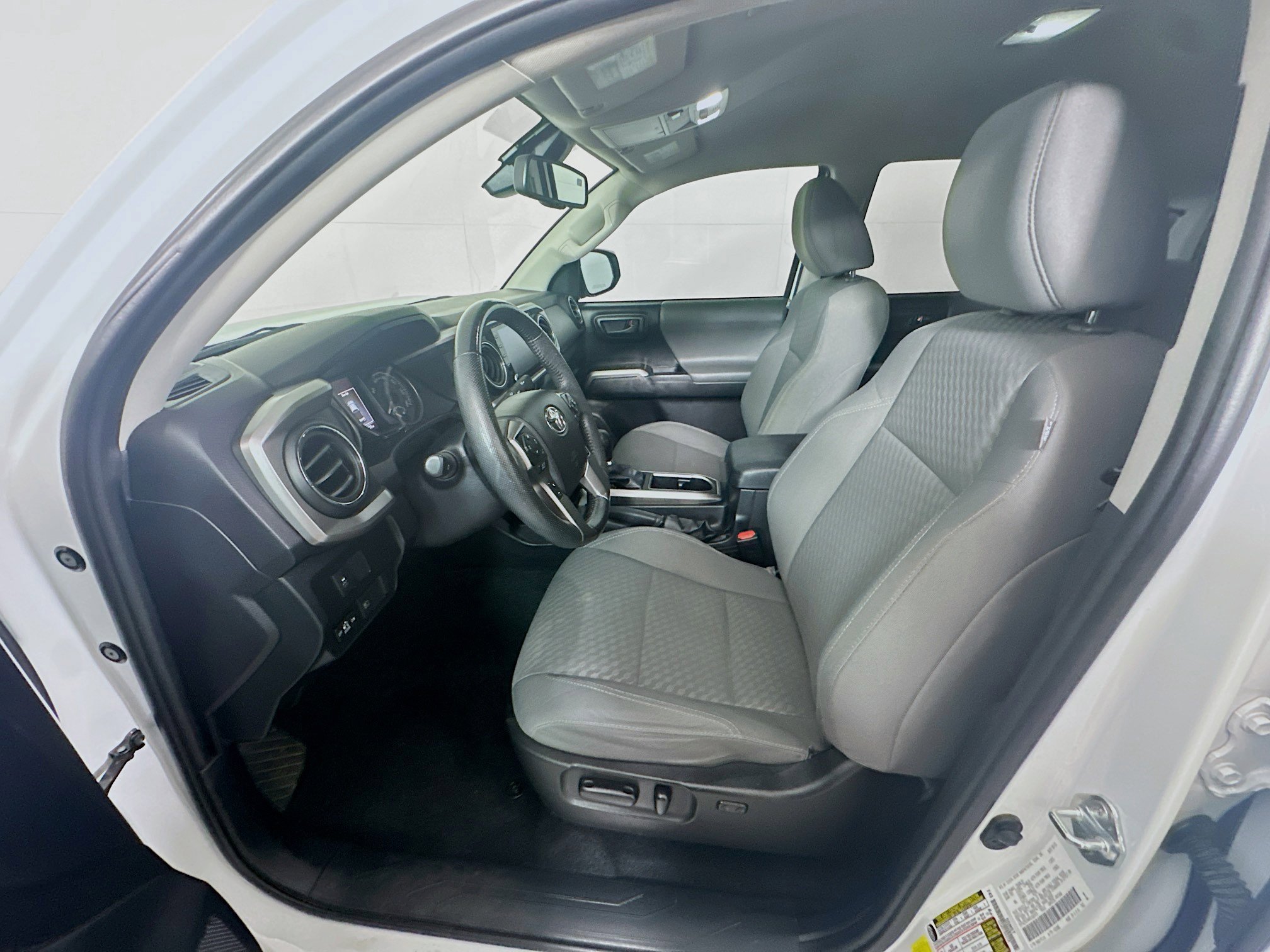 Used 2021 Toyota Tacoma SR5 image 13