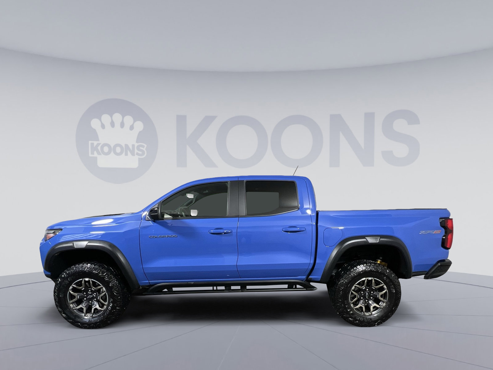 Used 2025 Chevrolet Colorado ZR2 w/ Technology Package image 2