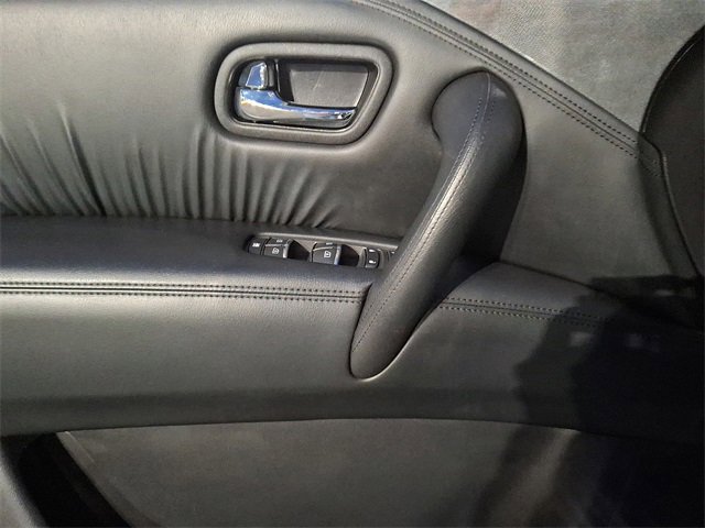 Used 2021 Nissan Armada SV w/ SV Appearance Package image 19