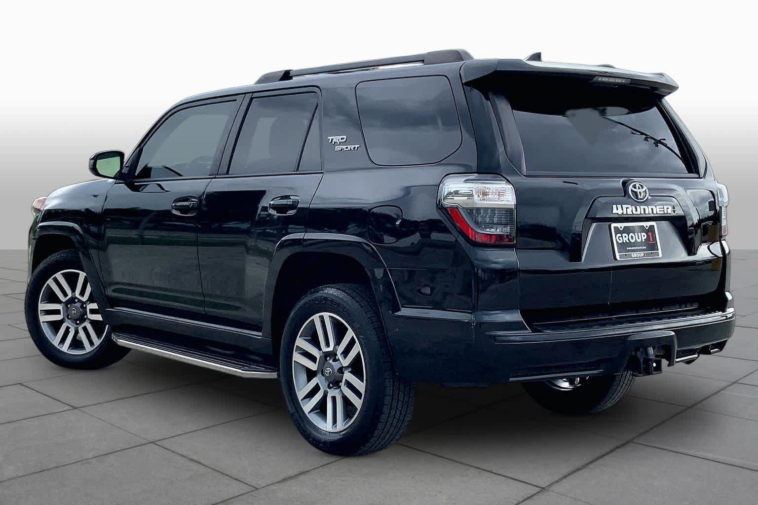 Used 2022 Toyota 4Runner TRD Sport AWD/4WD image 12