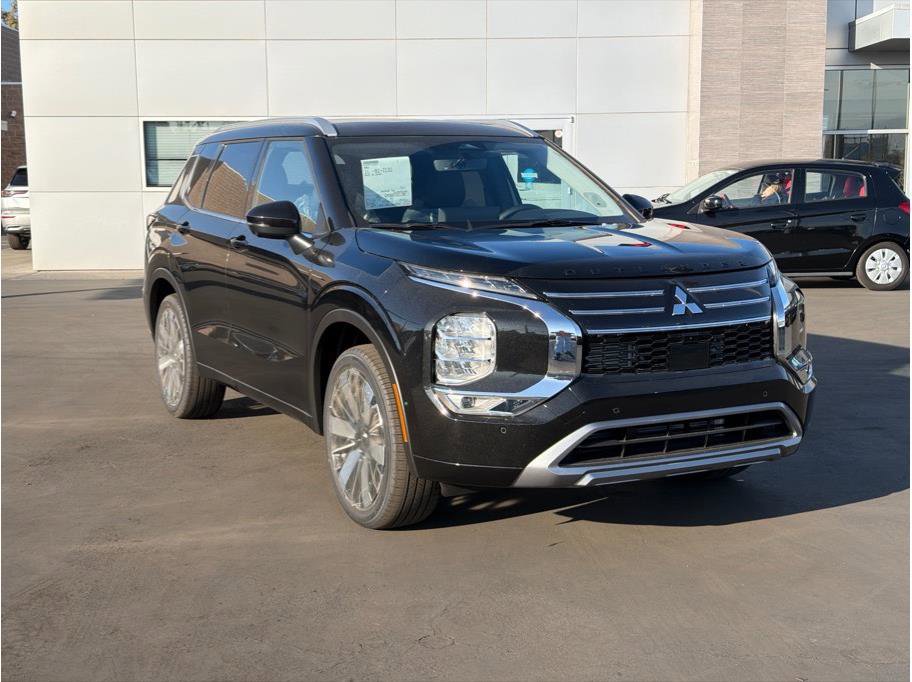 New 2026 Mitsubishi Outlander SEL Black Edition image 3