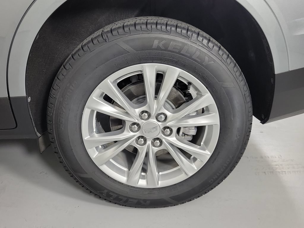 Certified 2024 Cadillac XT5 Luxury FWD image 10