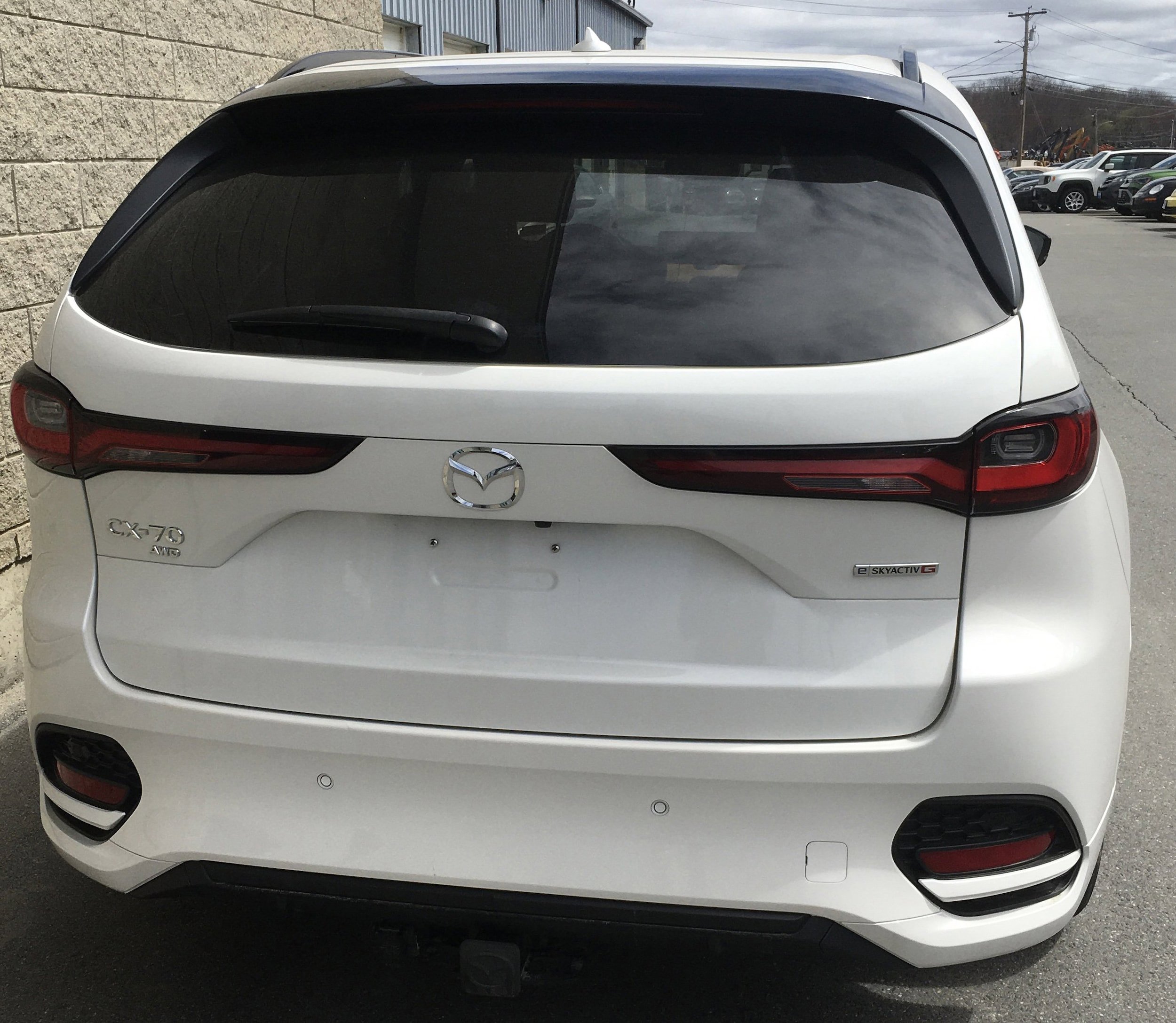 Certified 2025 MAZDA CX-70 3.3 Turbo S w/ Premium Plus AWD/4WD image 4